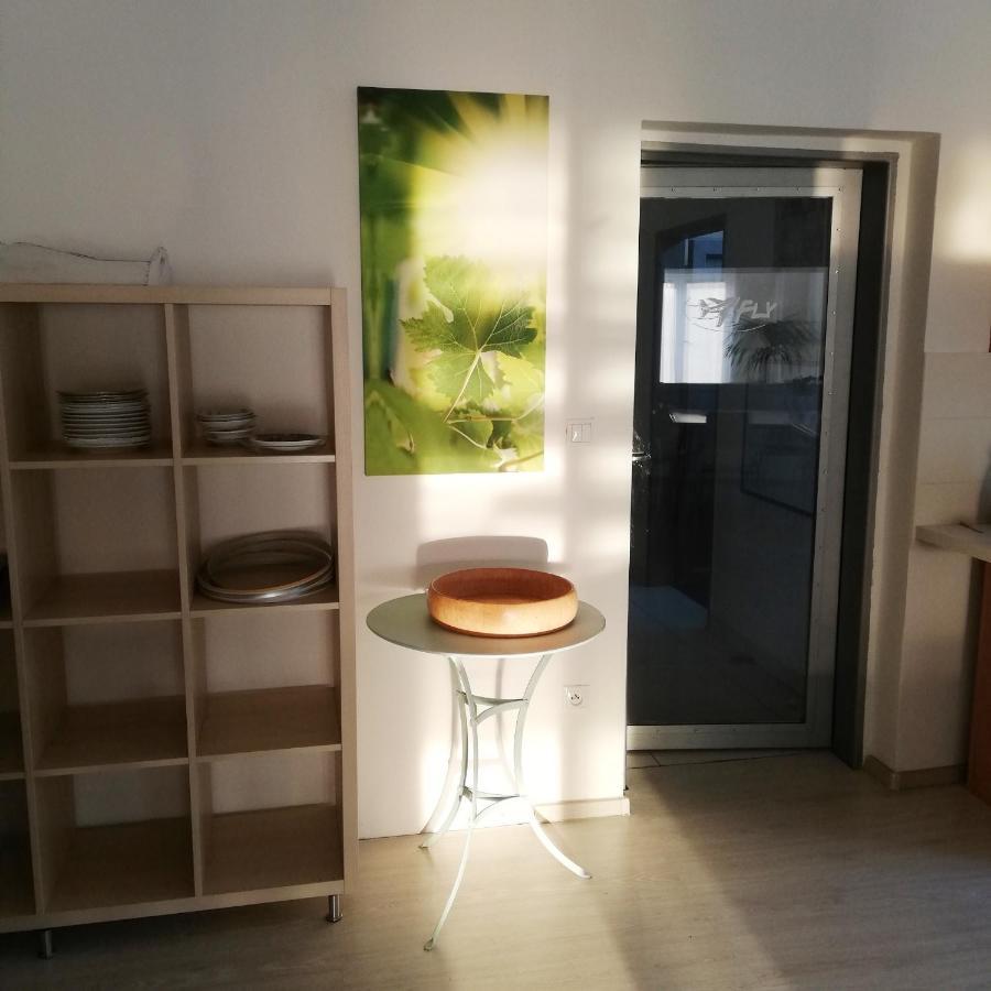 Guest House Factory 马拉茨基 外观 照片