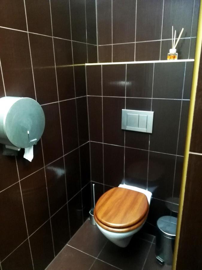 Guest House Factory 马拉茨基 外观 照片