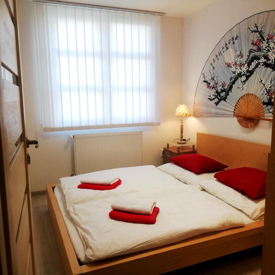 Guest House Factory 马拉茨基 外观 照片